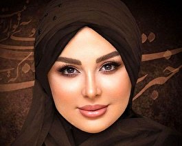 نیوشا ضیغمی در حال پرو مانتوی جذاب + فیلم