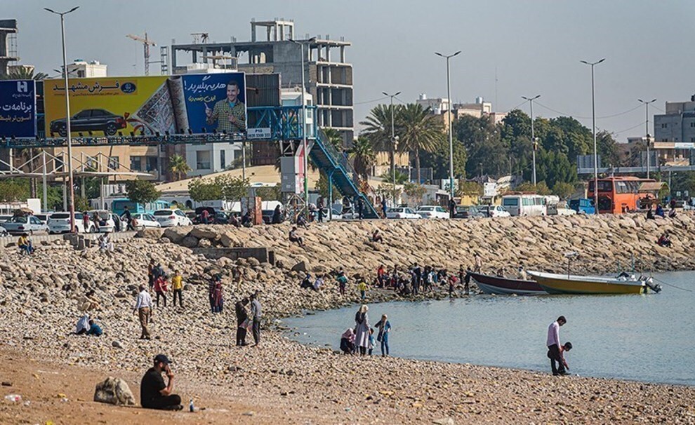 ممانعت فراجا از ۳۳۰۰ متر ساحل‌خواری در بندرعباس