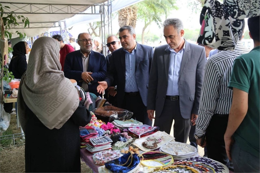 رشد ۷۷ درصدی گردشگران نوروزی مجتمع بندری امام خمینی(ره)